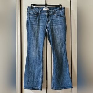 Hollister Low Rise Flare Women's Jeans